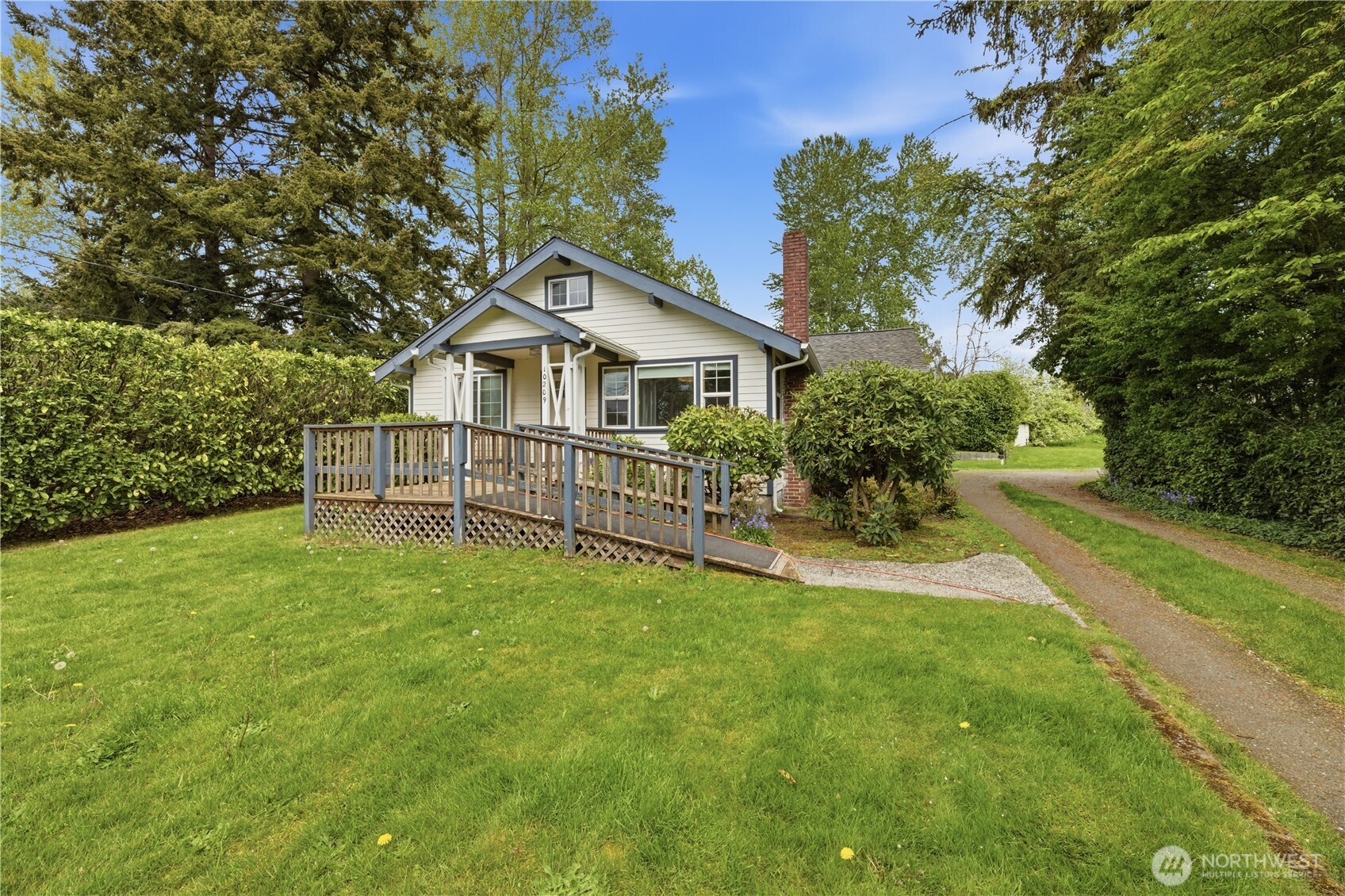 10209 A Street Property Photo 19
