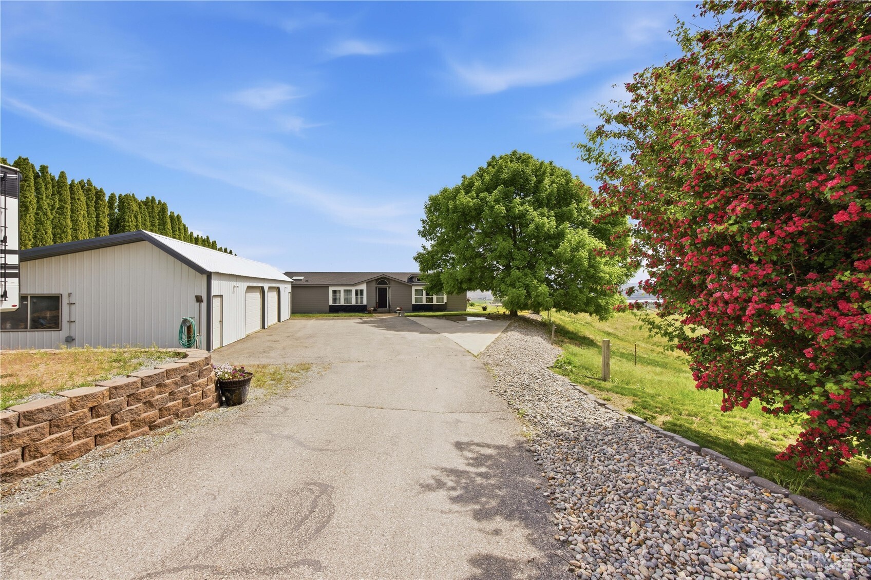 66 Lakeview Way Property Photo 1