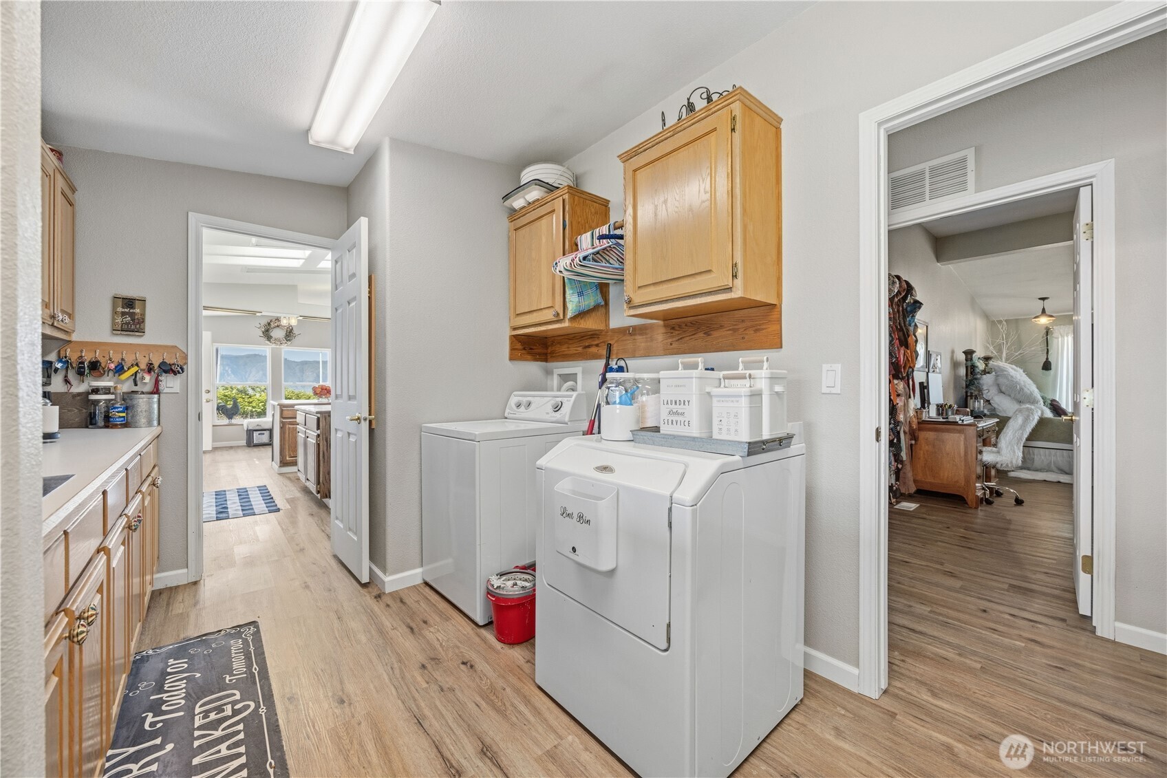 66 Lakeview Way Property Photo 13