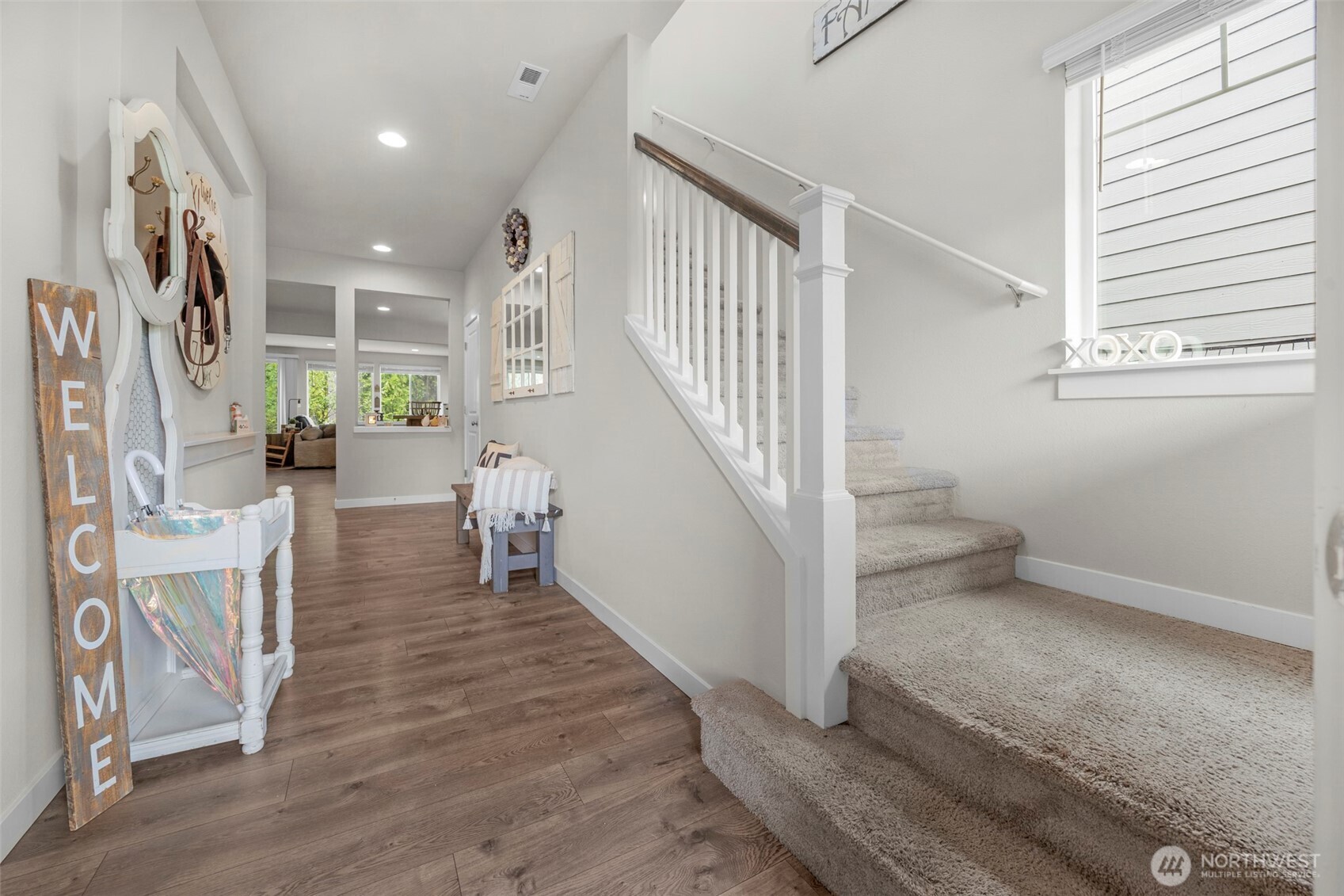 10507 35th Street Property Photo 4