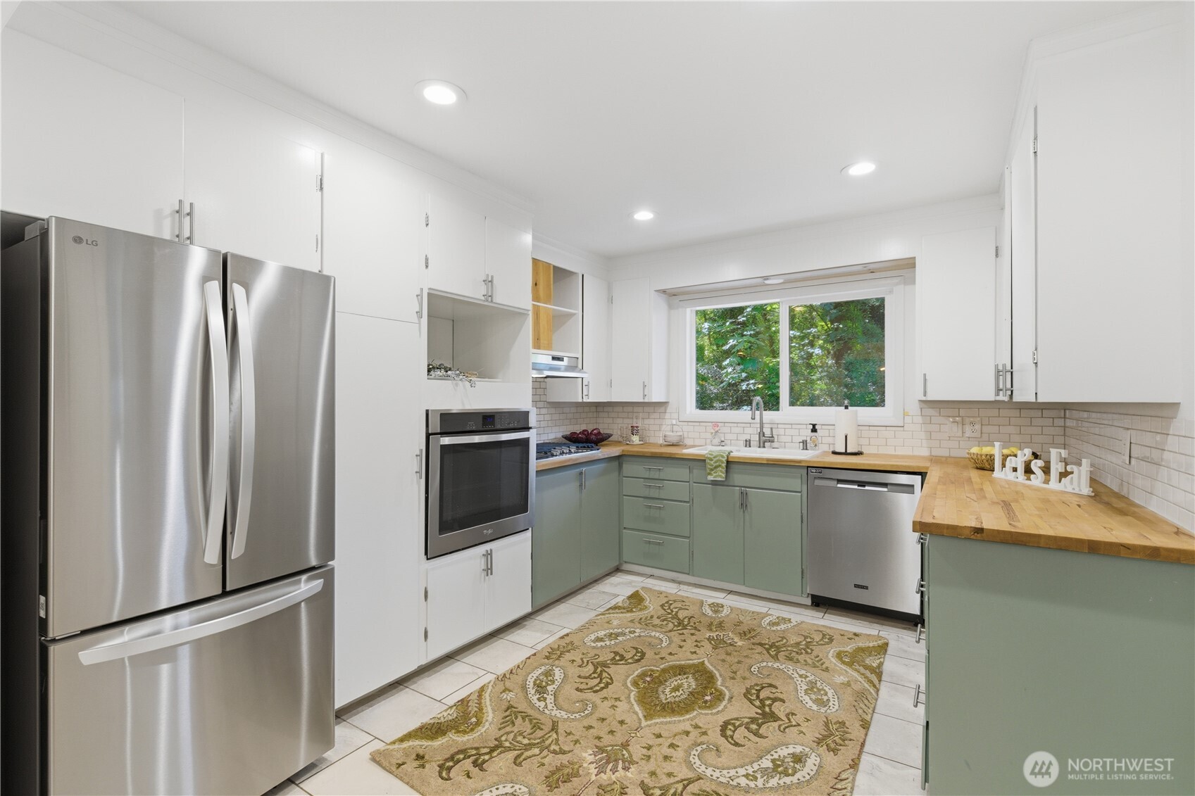 6212 Ray Nash Drive Property Photo 12