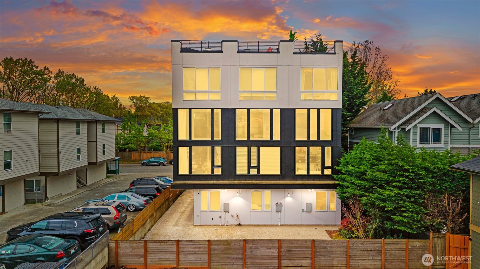 2612 E Yesler Way Property Photo 30