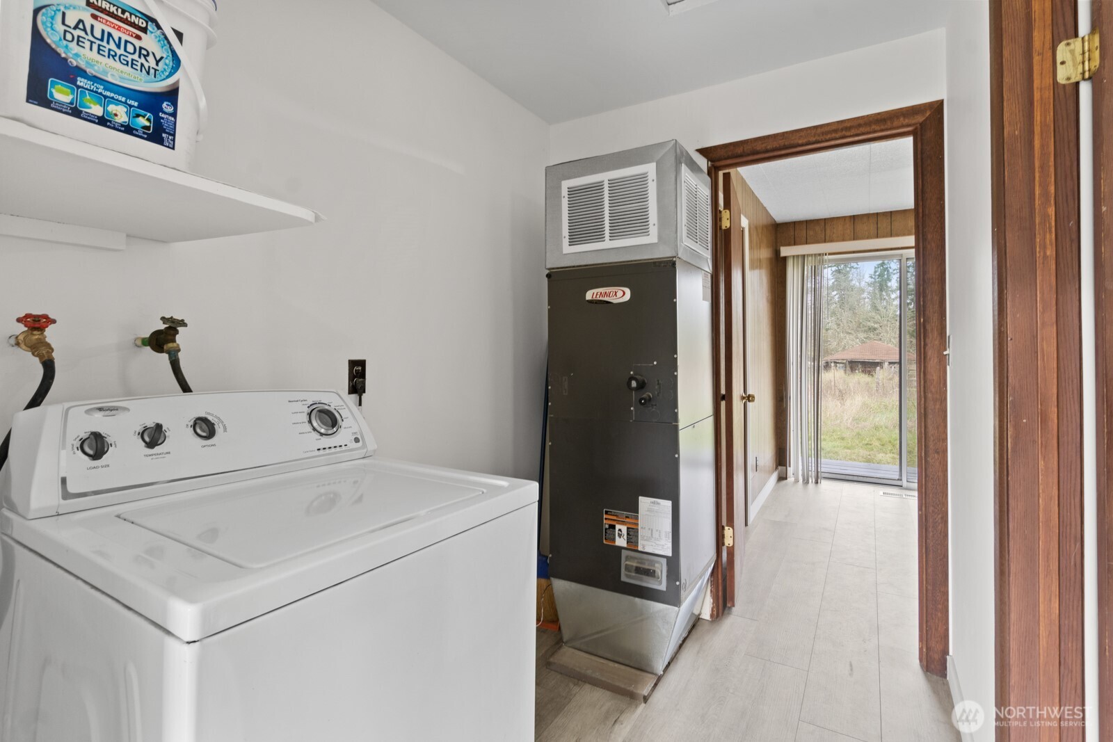 39411 Mountain Highway Property Photo 17