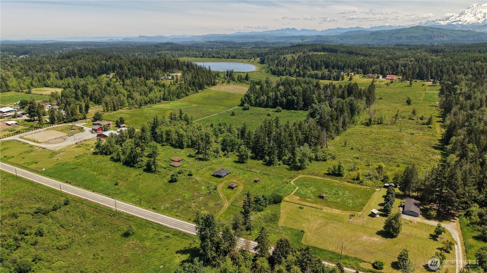 39411 Mountain Highway Property Photo 26
