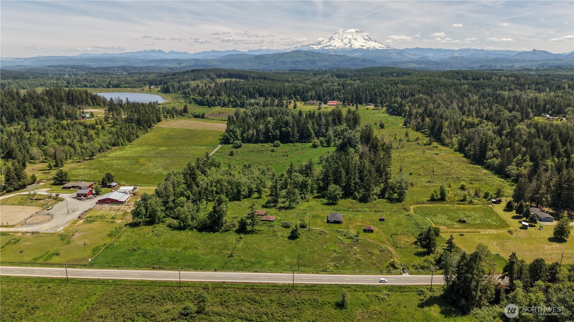 39411 Mountain Highway Property Photo 27