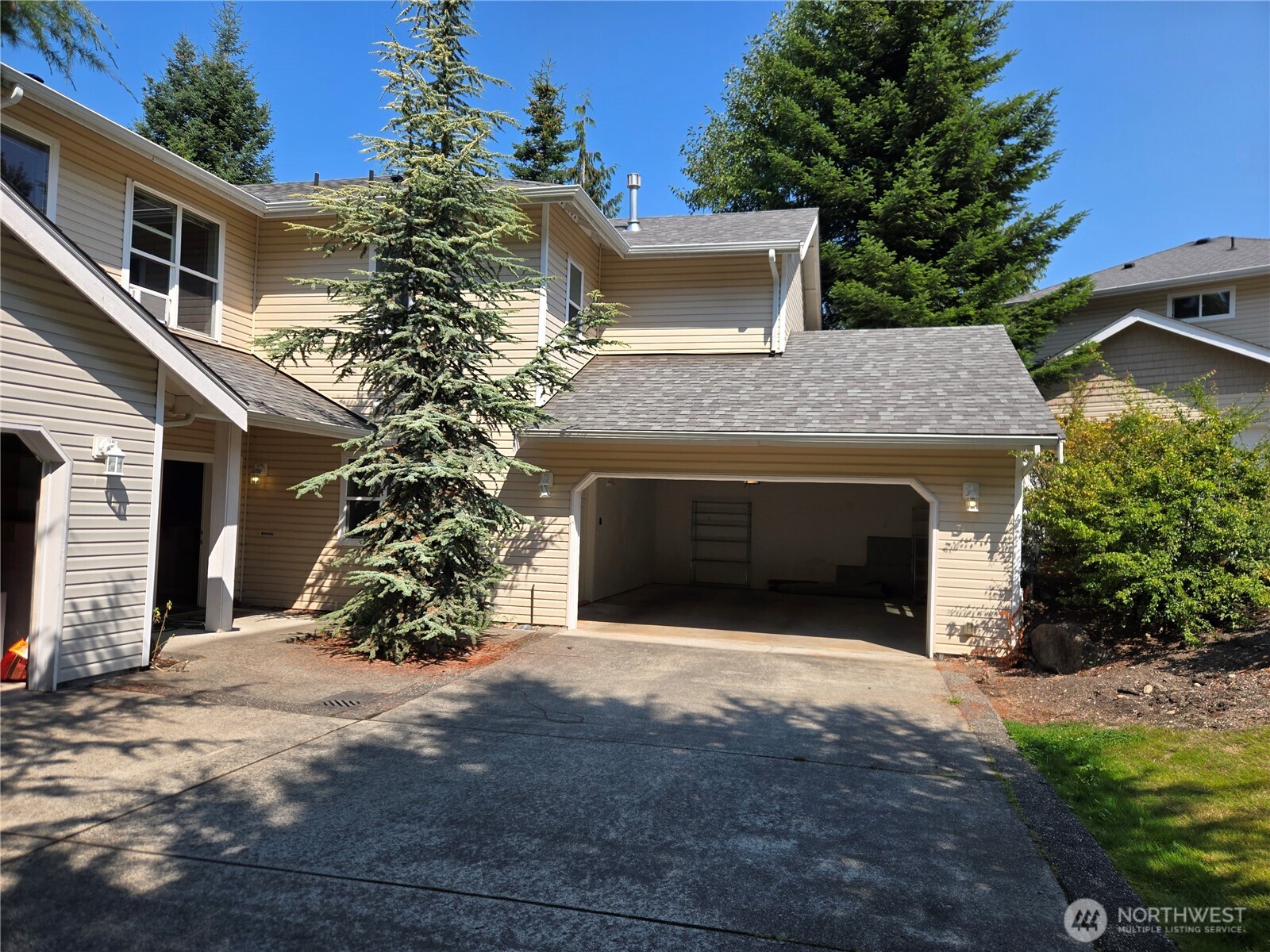3301 Park Lane A Property Photo 1