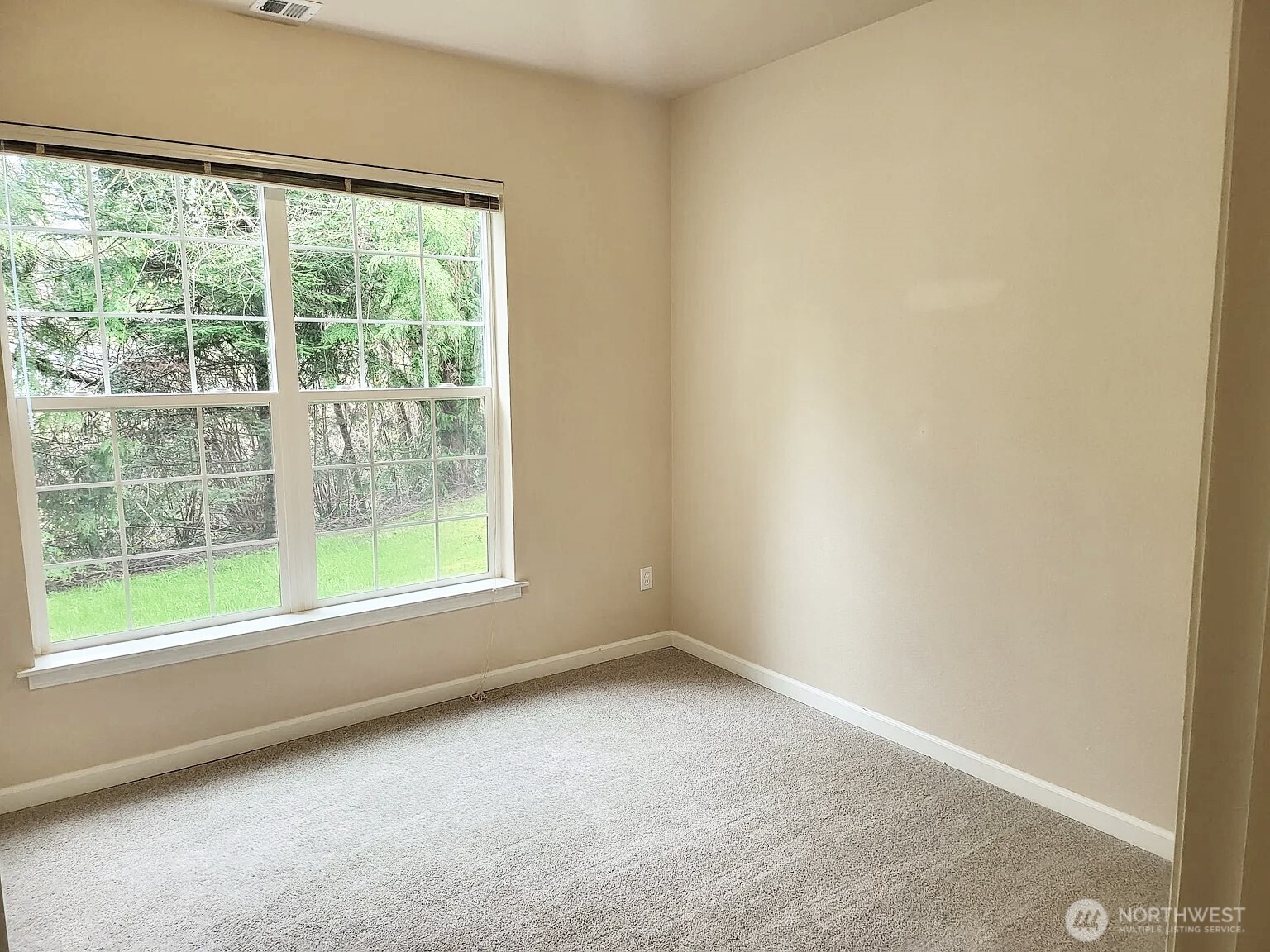 3301 Park Lane A Property Photo 7