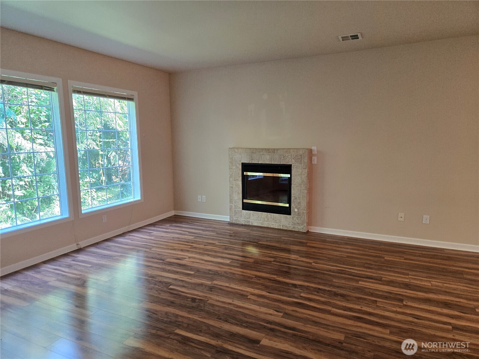 3301 Park Lane A Property Photo 10