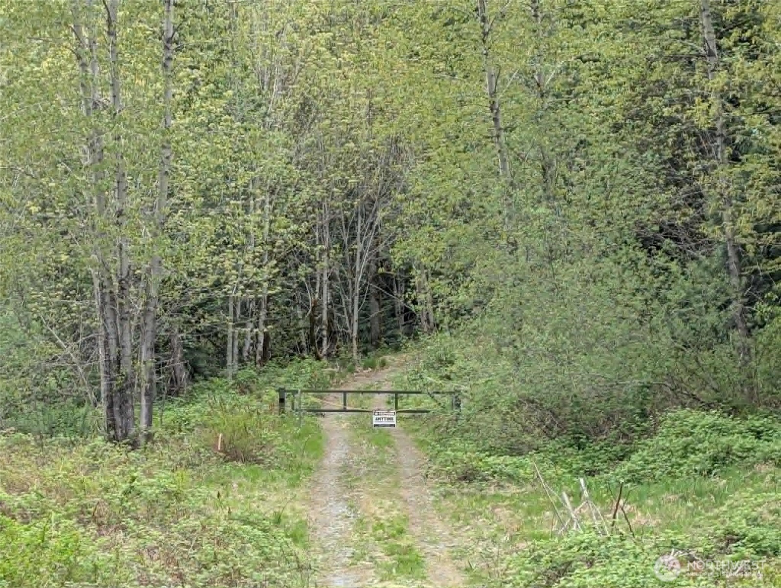 0 Xxxxx Property Photo 4