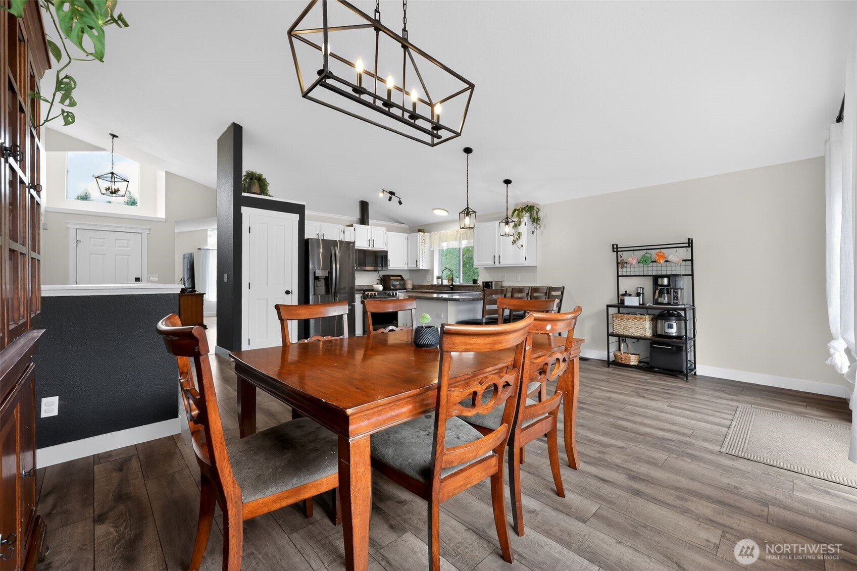 1314 Starlite Court Property Photo 15