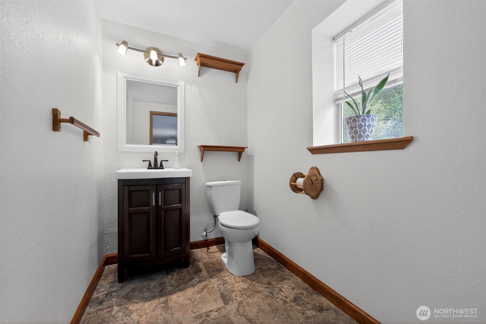1314 Starlite Court Property Photo 23