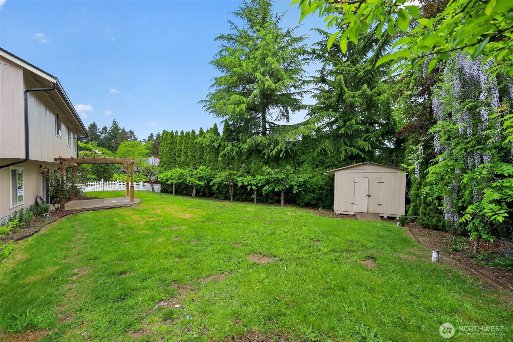 1314 Starlite Court Property Photo 31