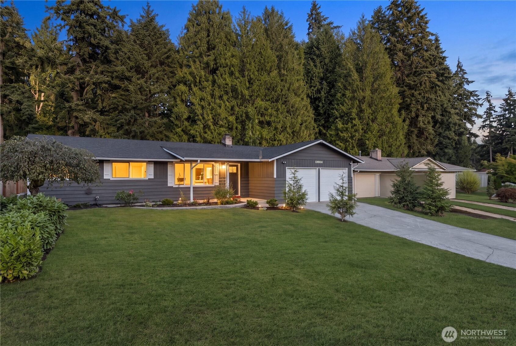 12604 177th Place Property Photo 2
