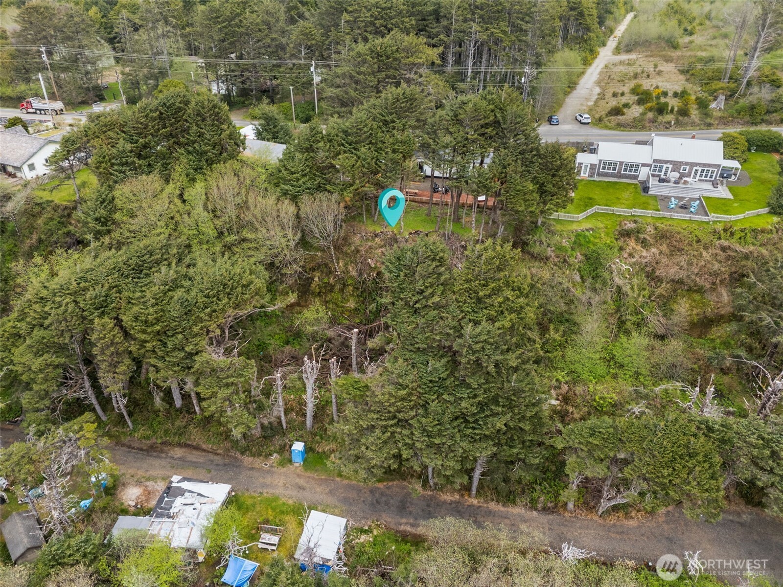 4726 Beach Lane Property Photo 5