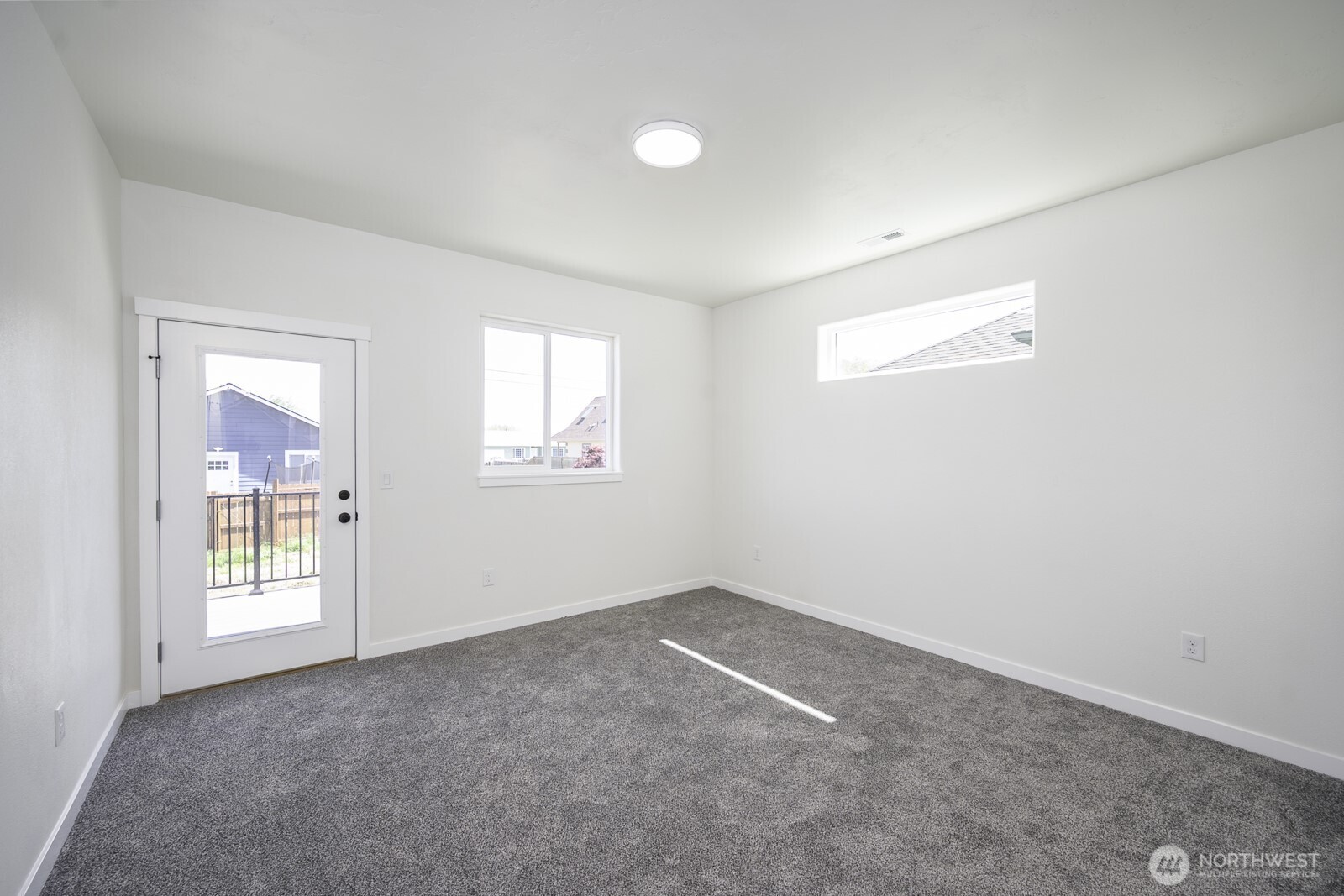 624 Aster Street Property Photo 11