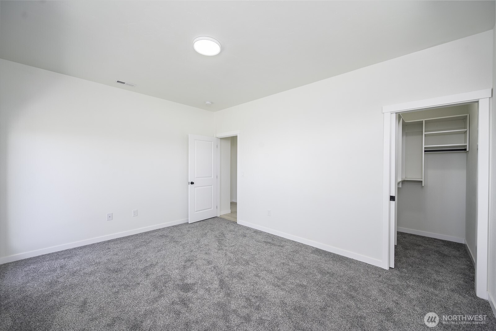 624 Aster Street Property Photo 17