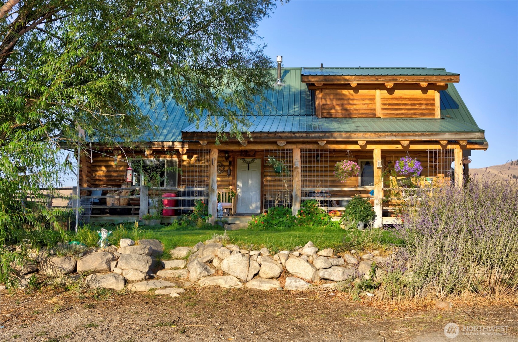 391 Indian Dan Canyon Road Property Photo 6