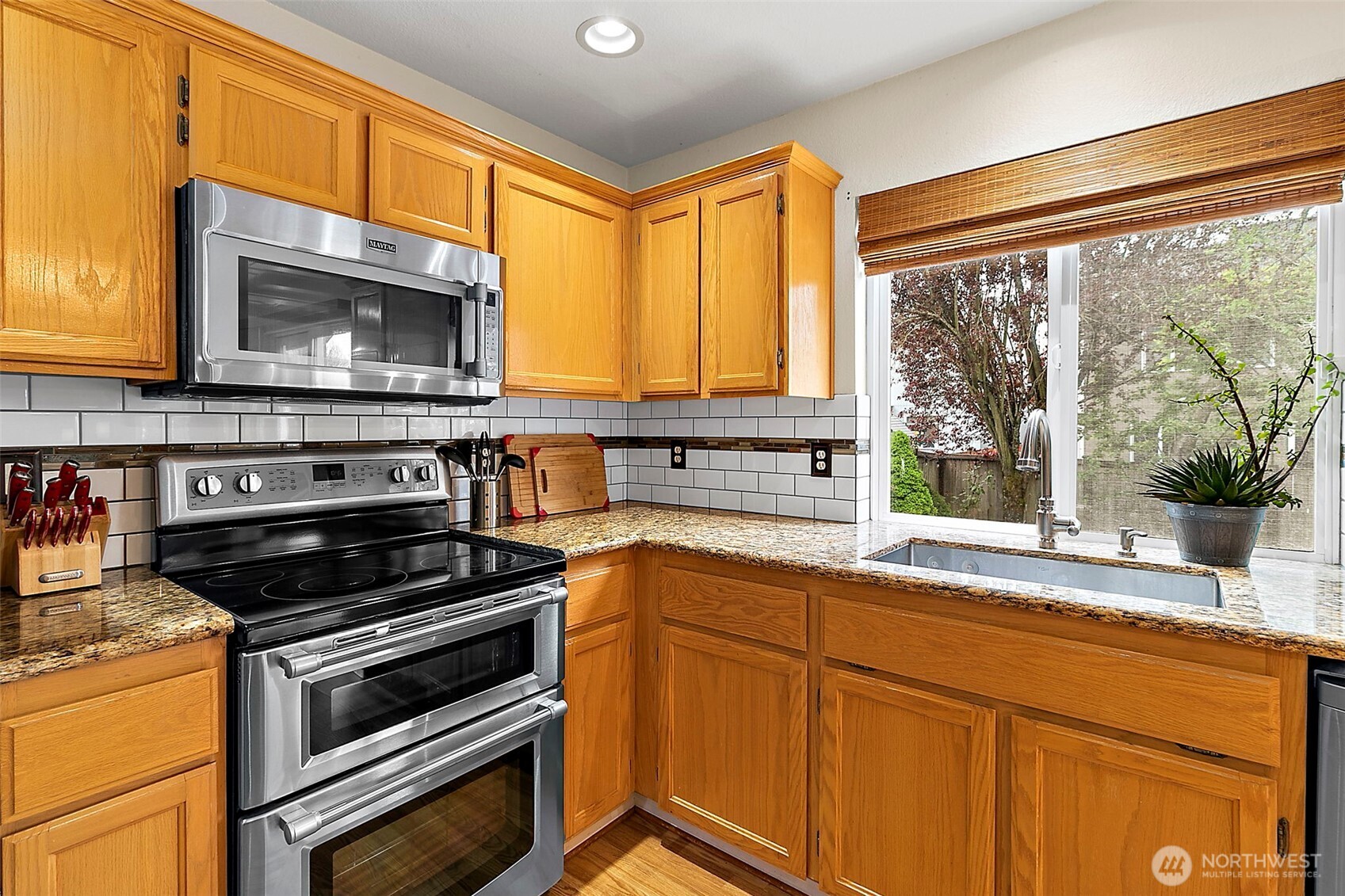 18812 93rd Avenue Property Photo 8