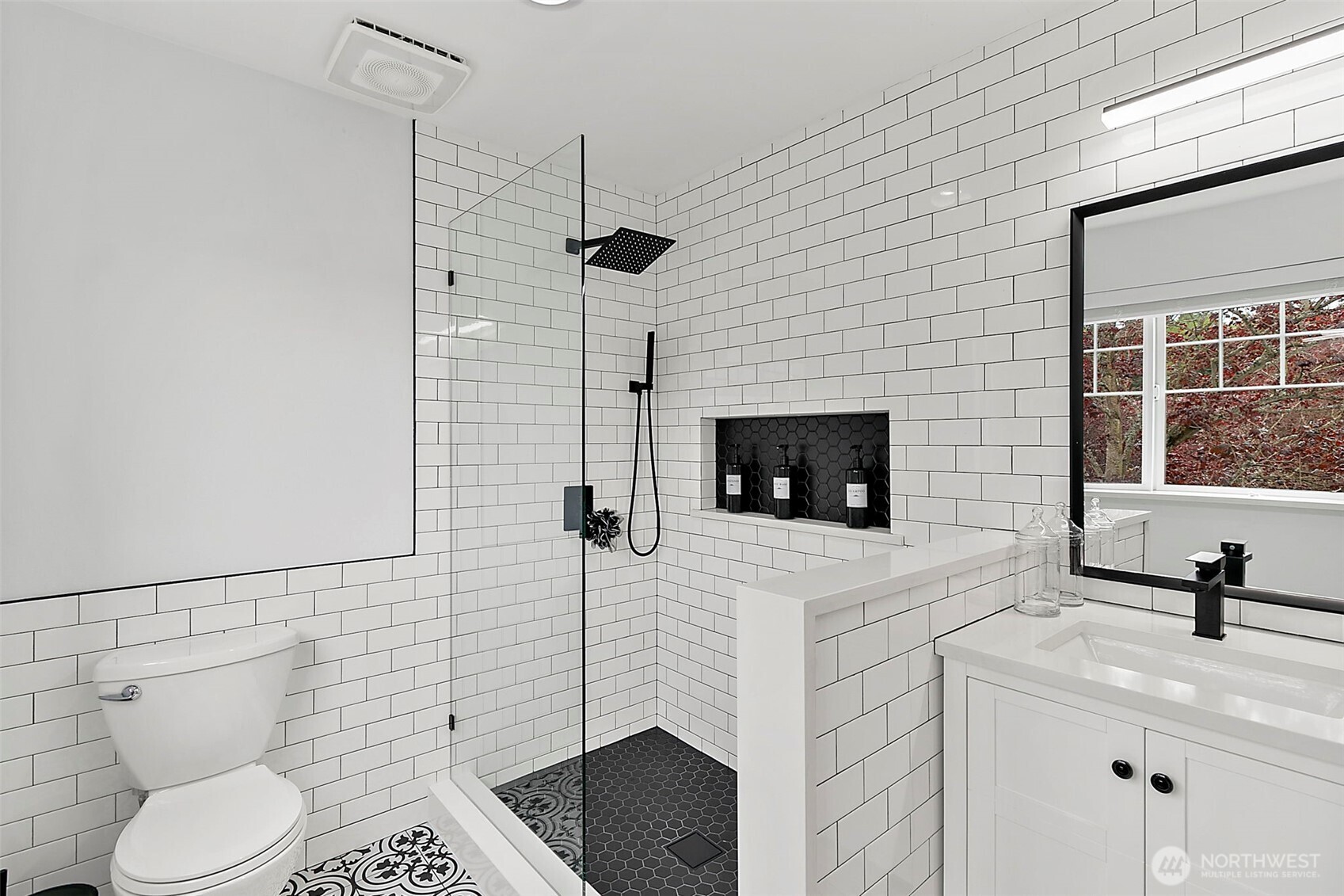 18812 93rd Avenue Property Photo 19