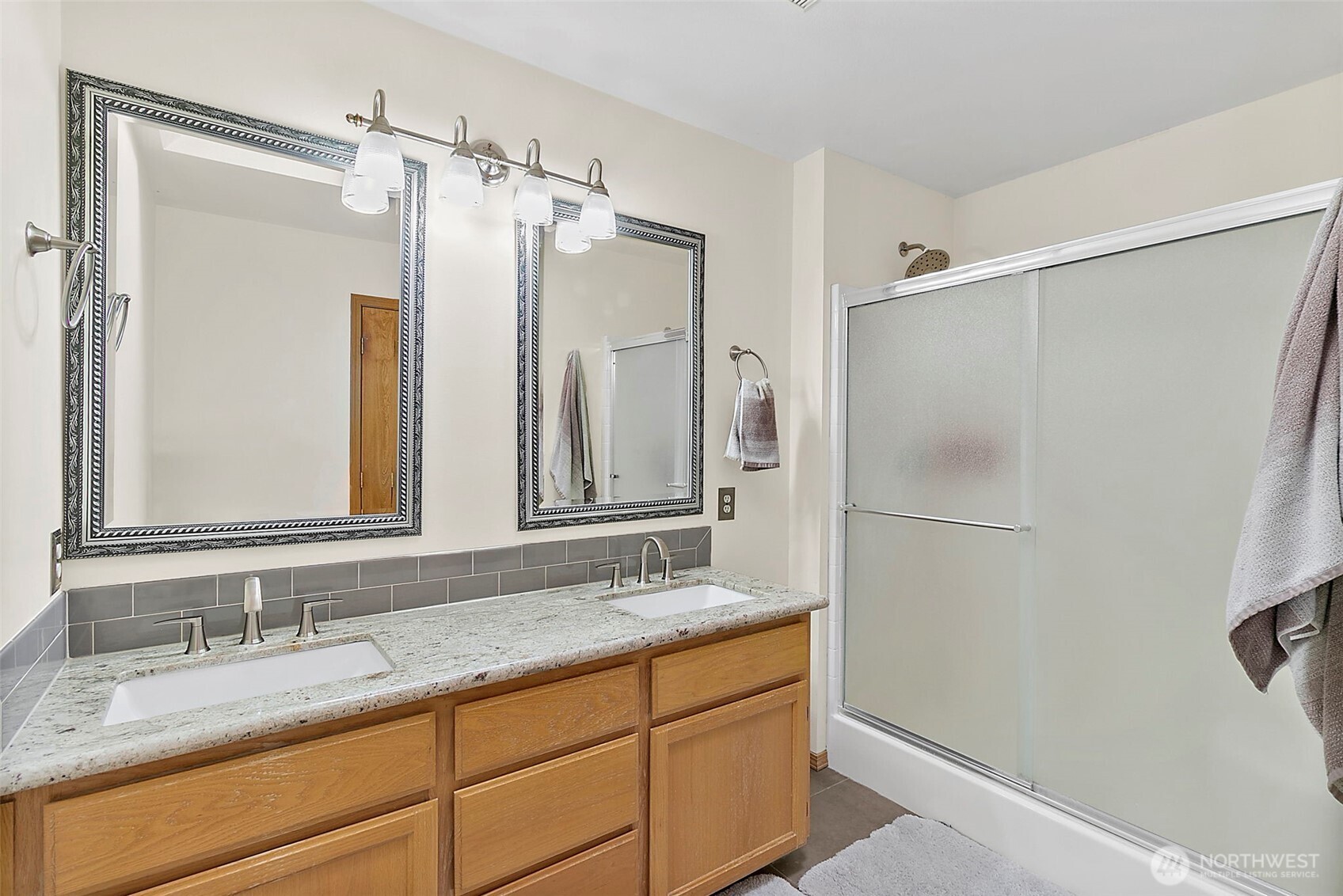 18812 93rd Avenue Property Photo 21