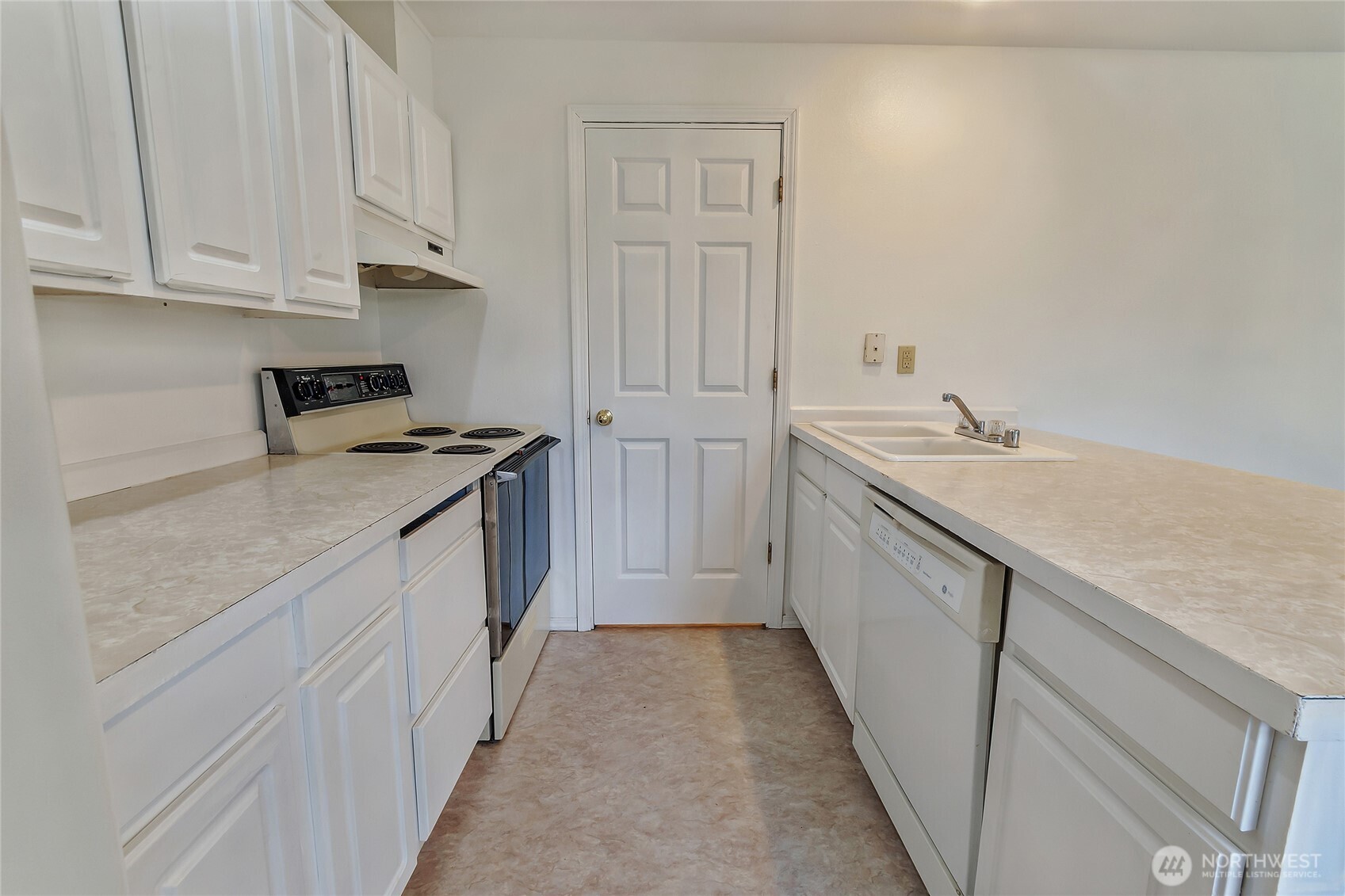 22015 146th Avenue Property Photo 31