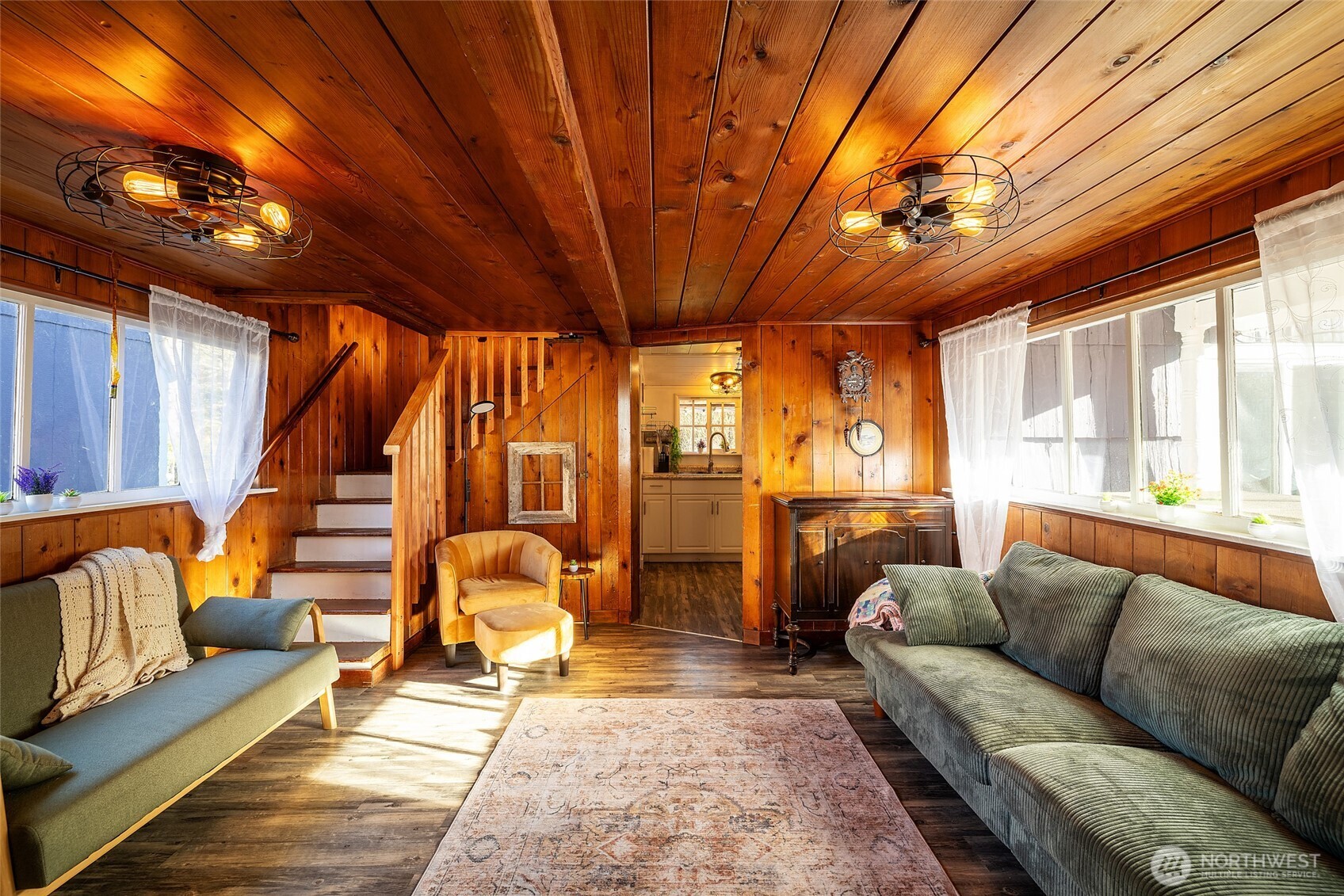 1220 S Forrest Street Property Photo 3