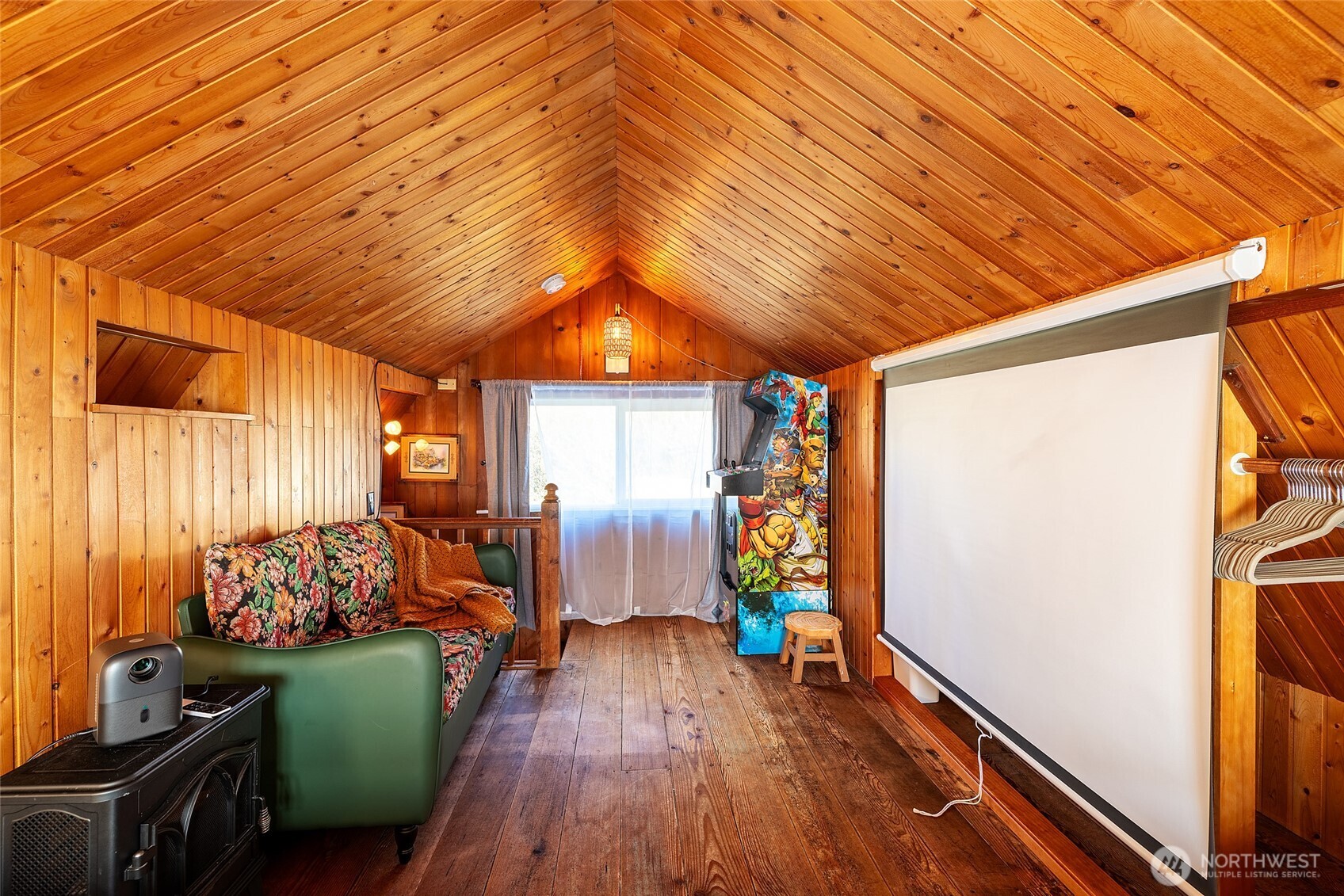 1220 S Forrest Street Property Photo 8