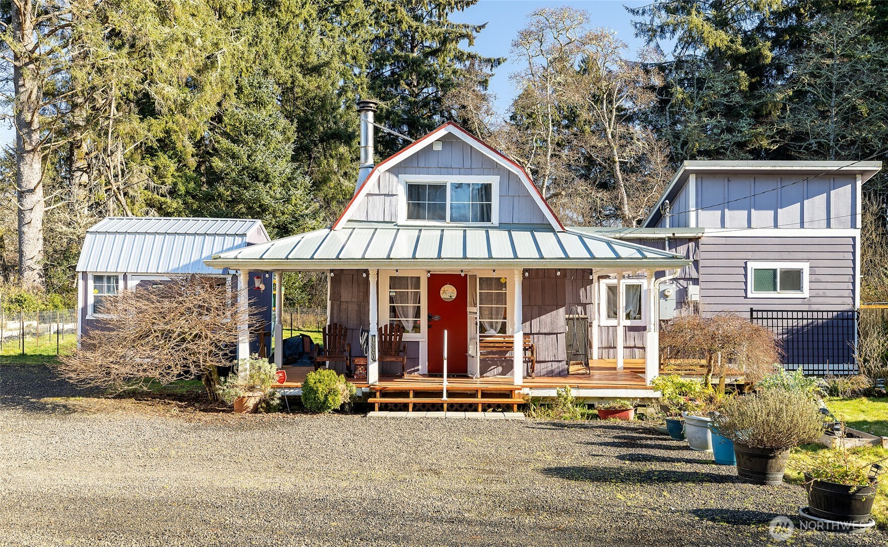 1220 S Forrest Street Property Photo 18
