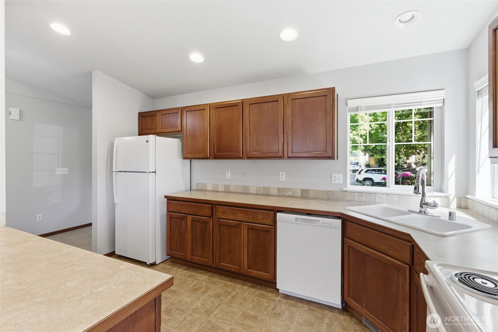 182 Wind River Drive Property Photo 6