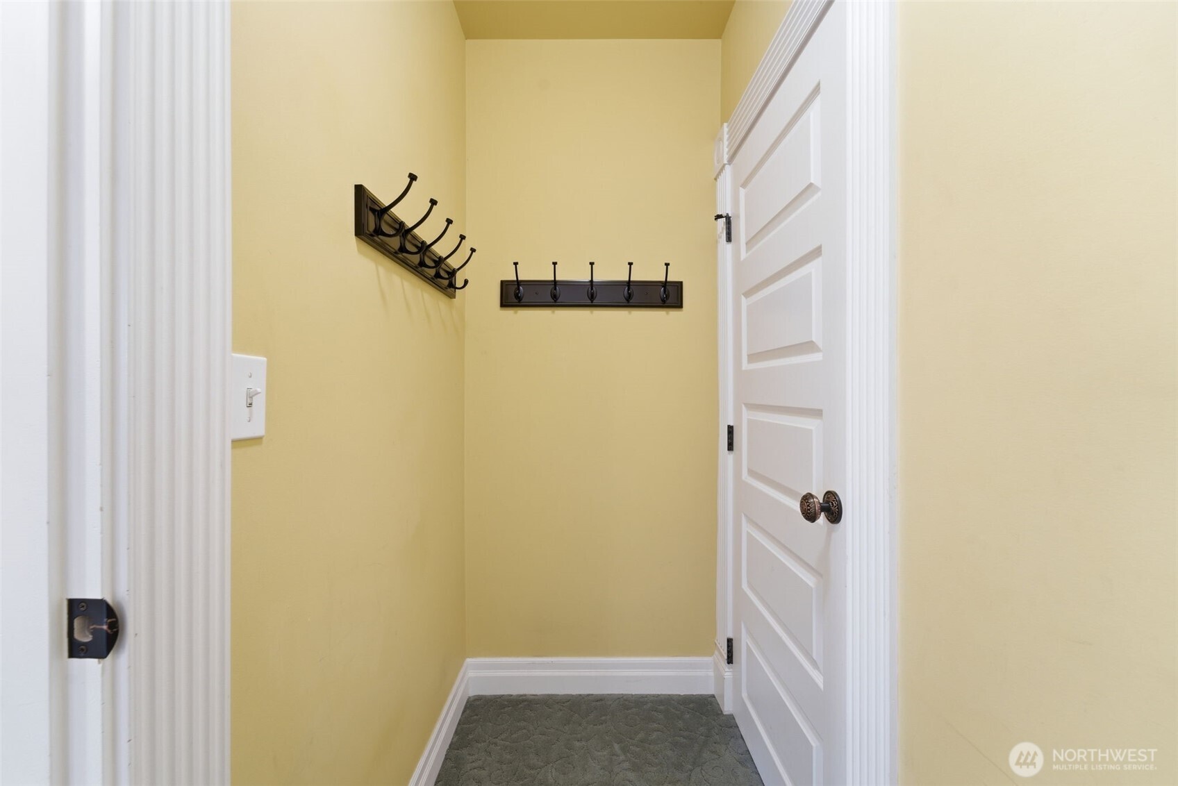 620 Howard Street Property Photo 17