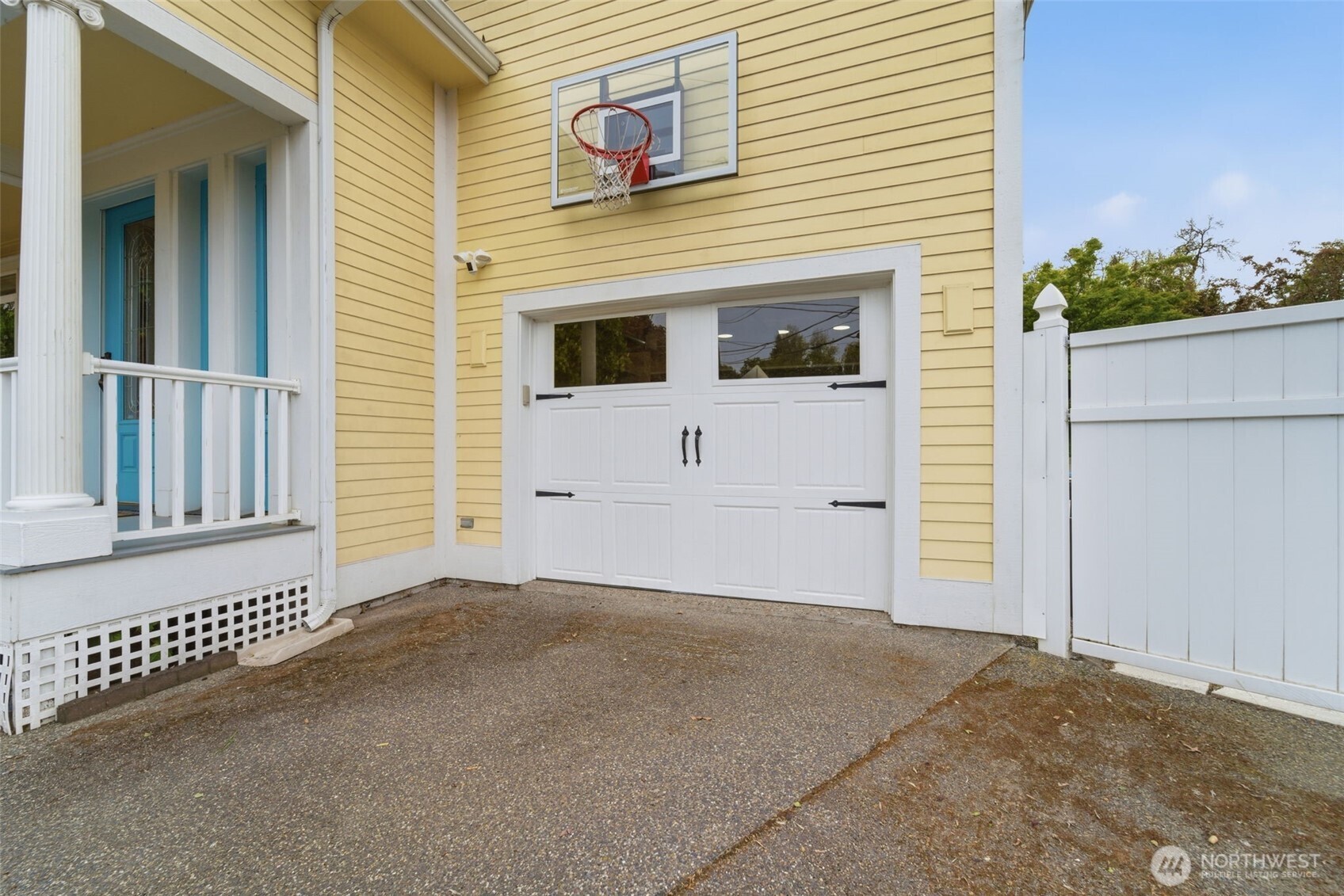 620 Howard Street Property Photo 33