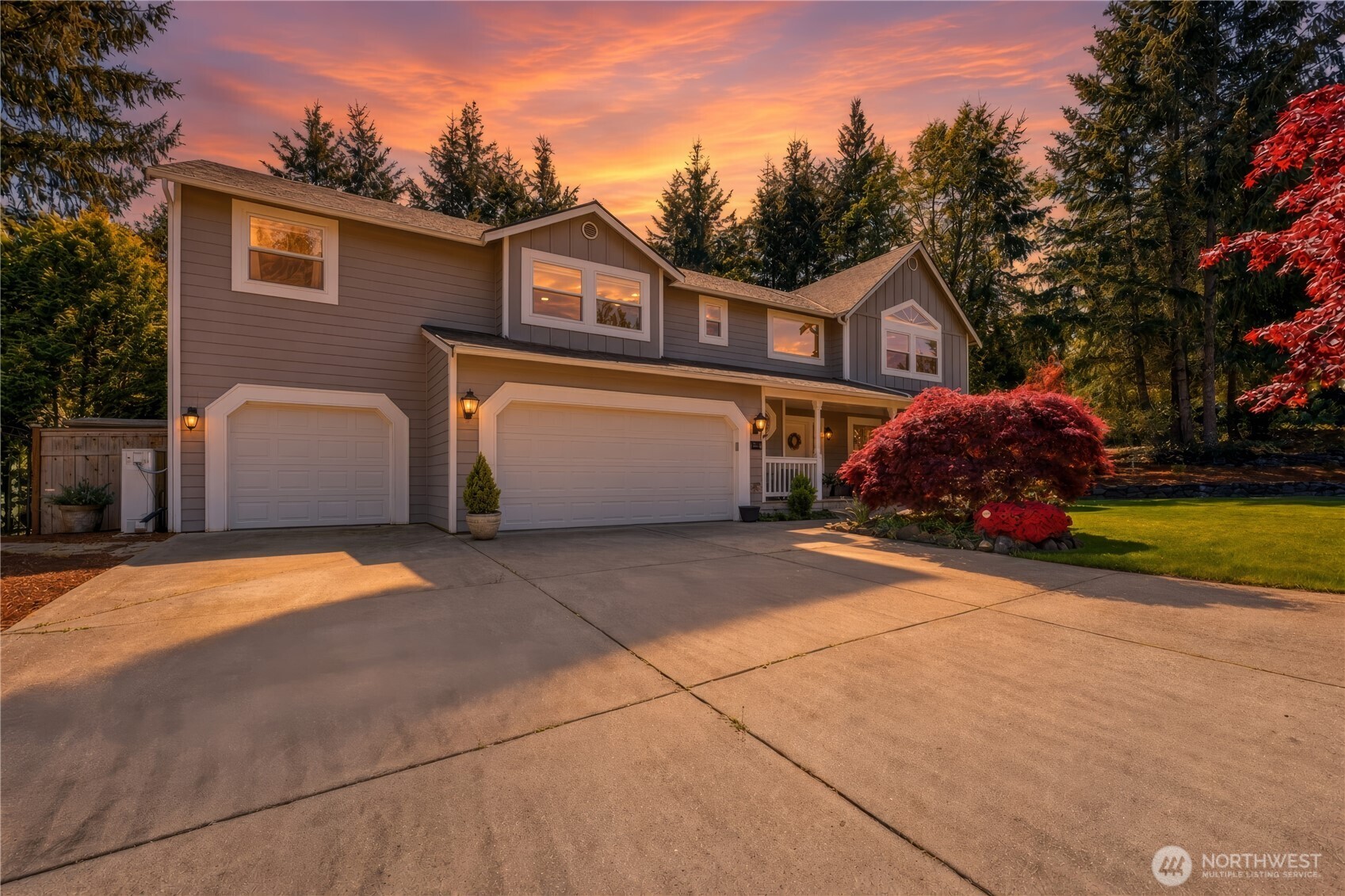 15025 27th Avenue Property Photo 2