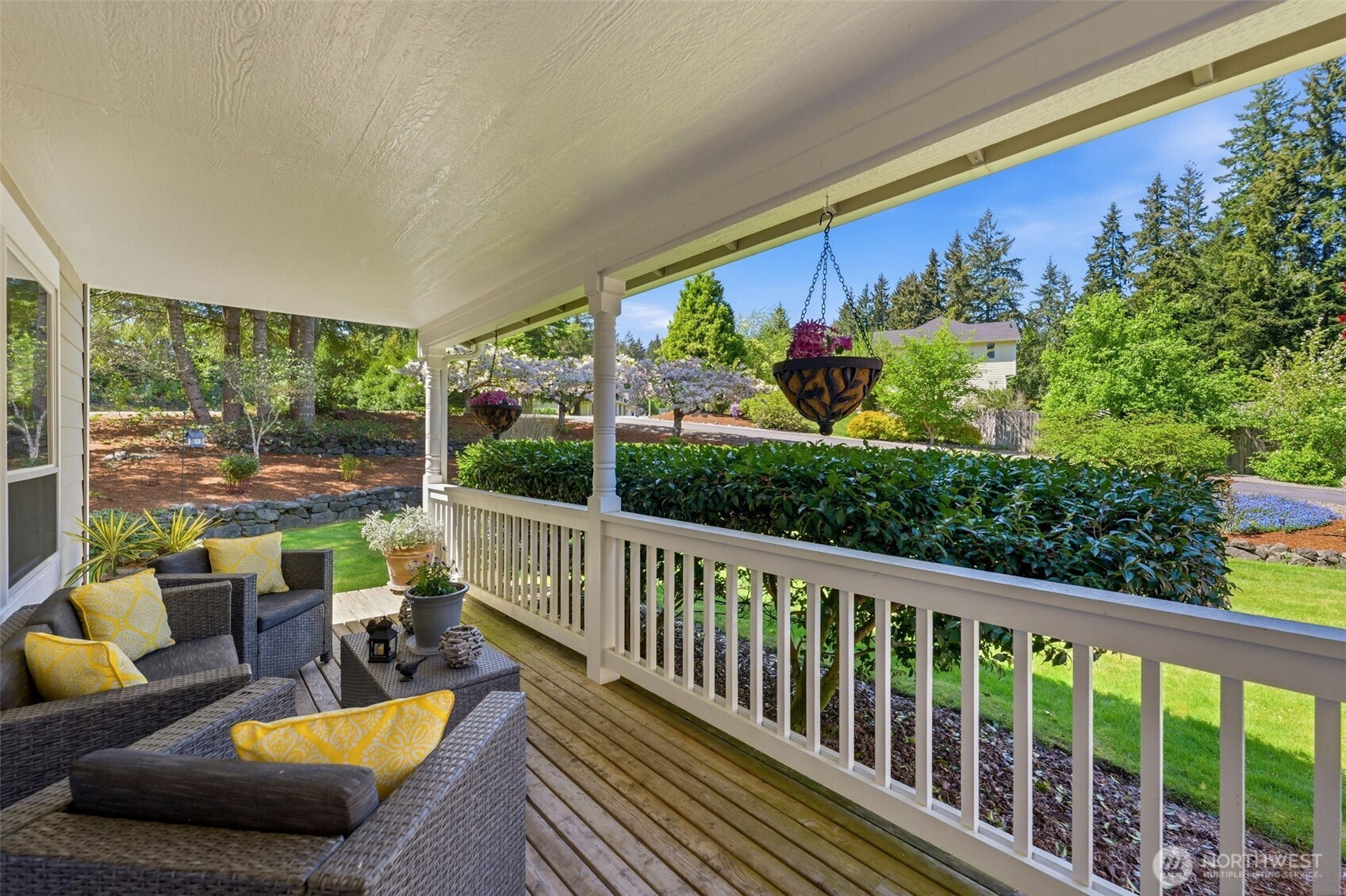15025 27th Avenue Property Photo 4