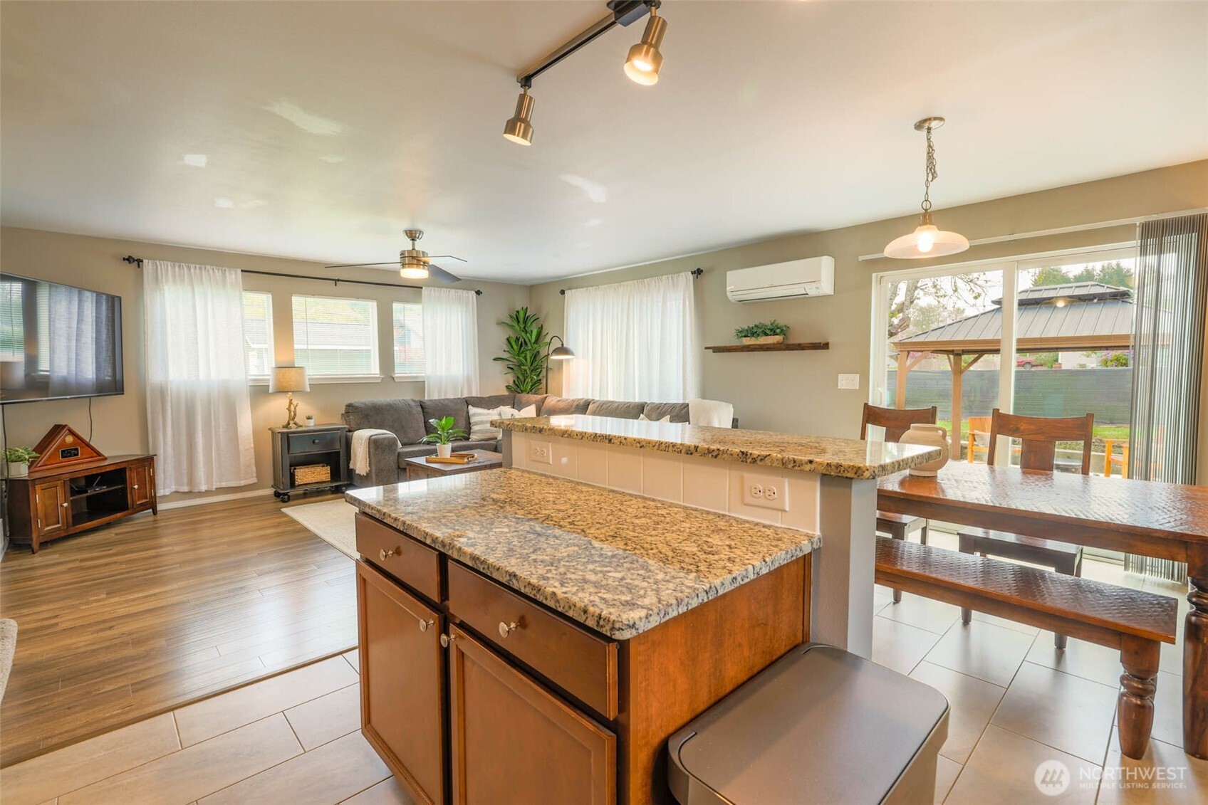 720 Satsop Street Property Photo 10