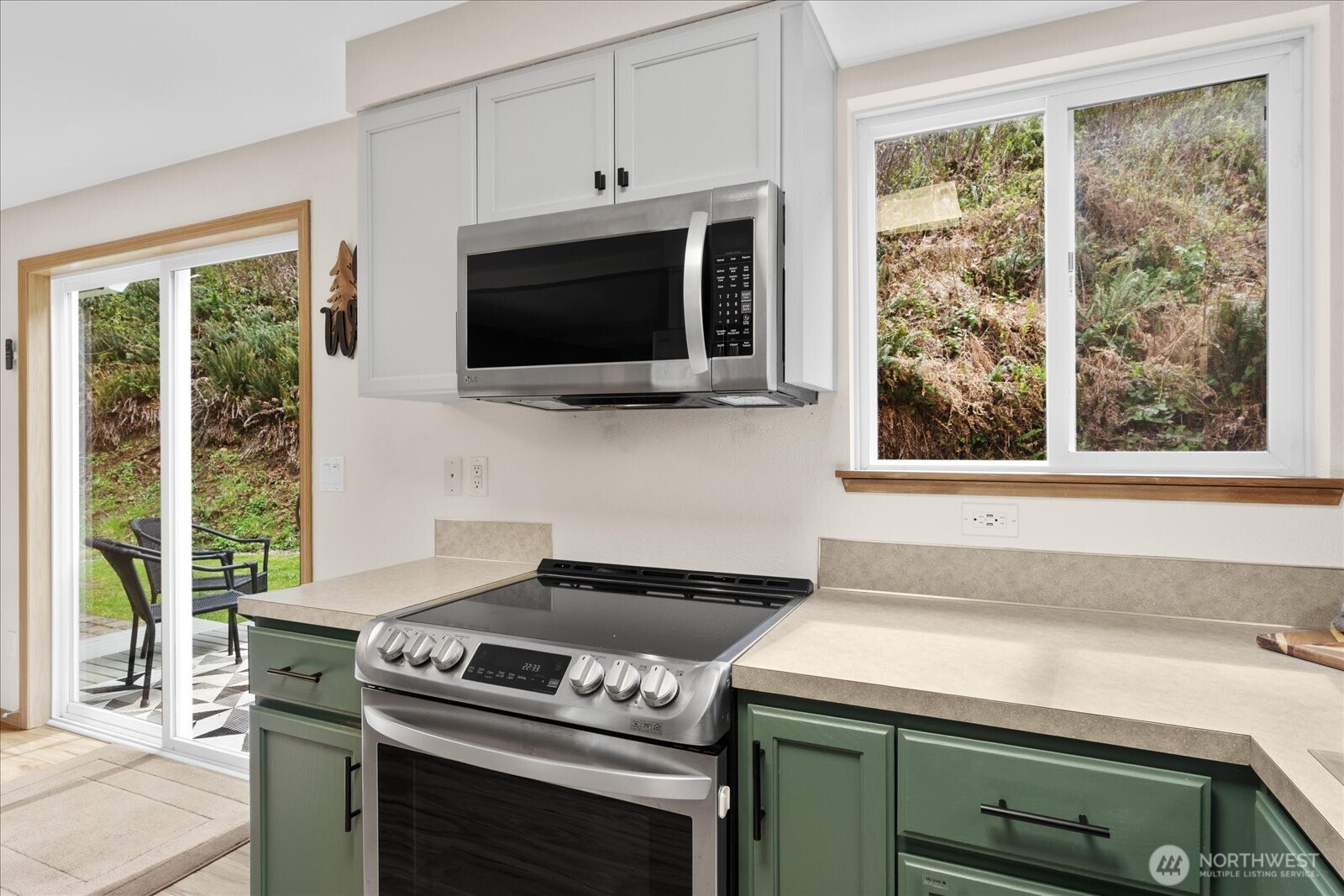 508 Summit Lake Shore Drive Property Photo 12