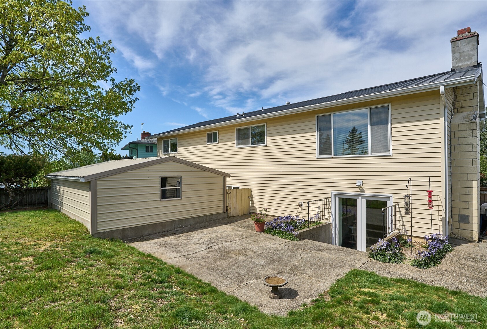 22617 108th Avenue Property Photo 5