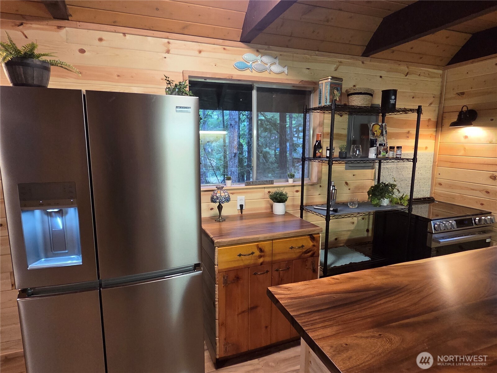 41 N Mt Rose Avenue Property Photo 2