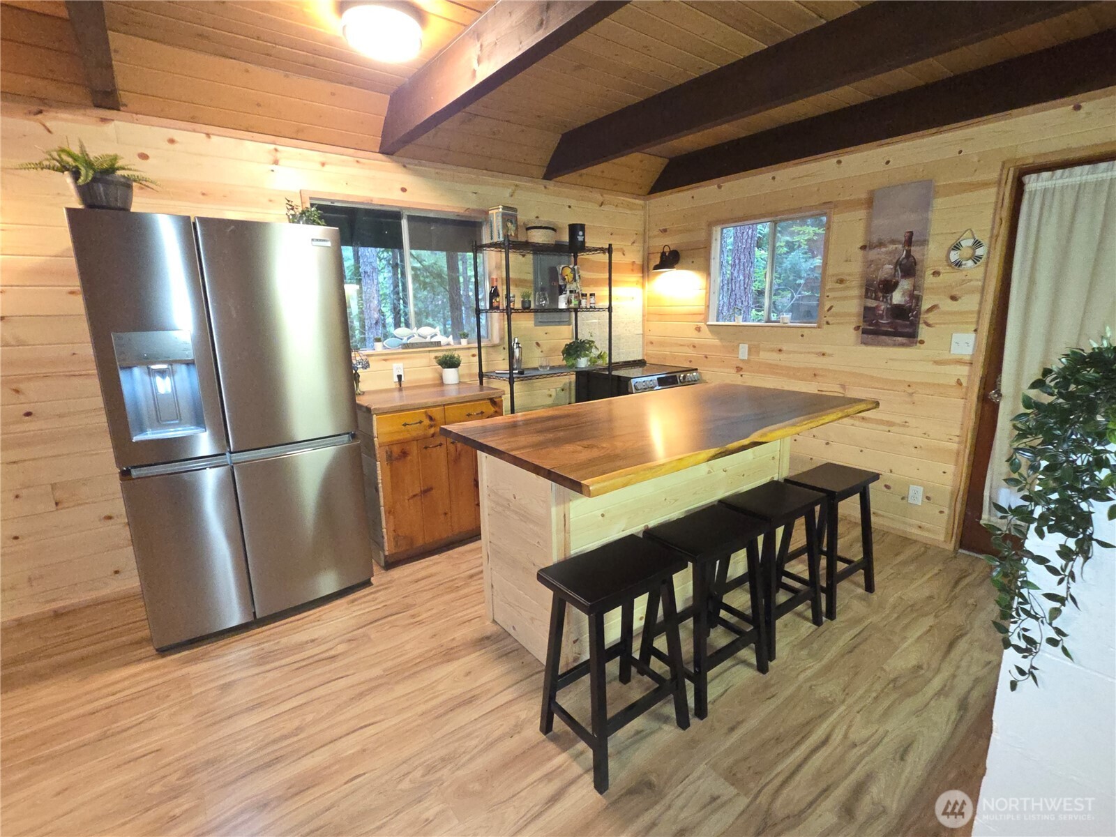 41 N Mt Rose Avenue Property Photo 4