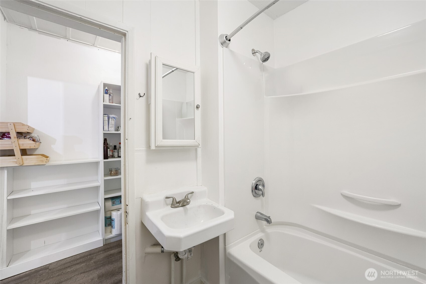1128 State Avenue Property Photo 12