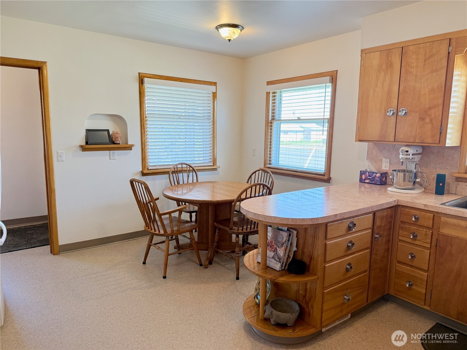 206 S Alder Street Property Photo 14