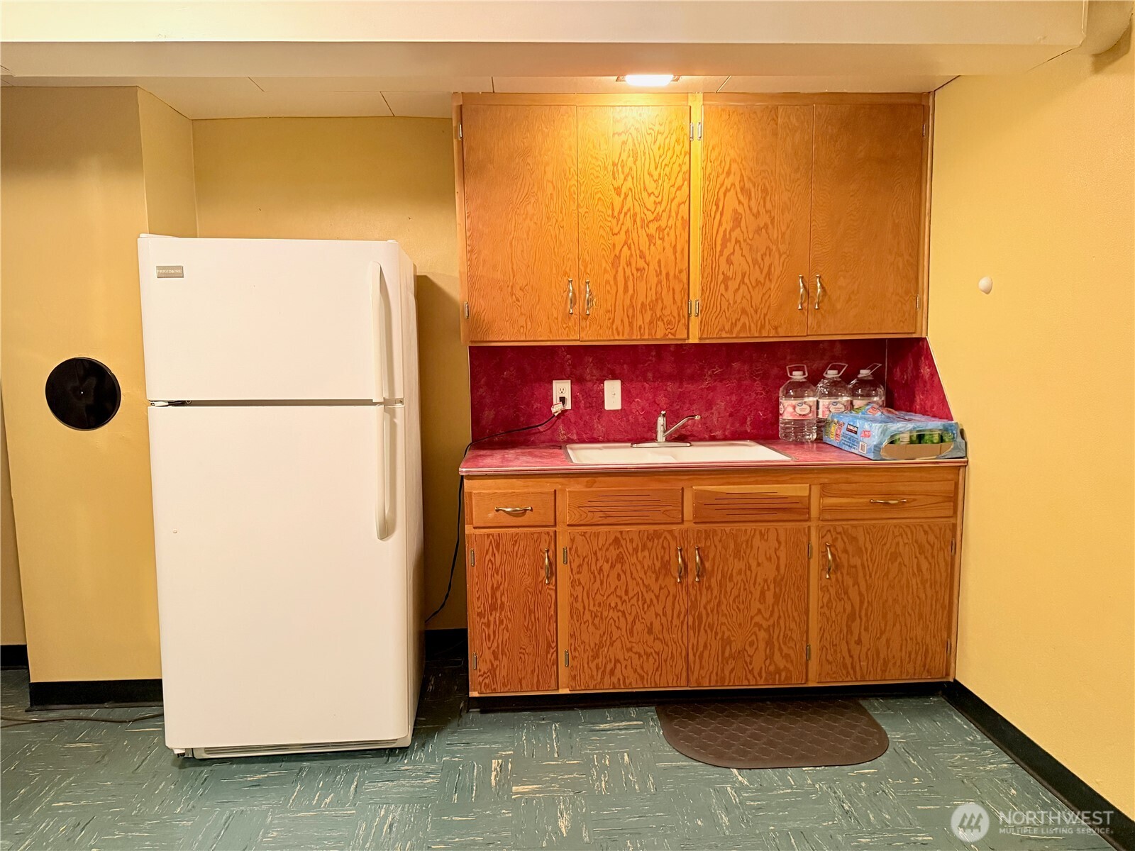 206 S Alder Street Property Photo 18