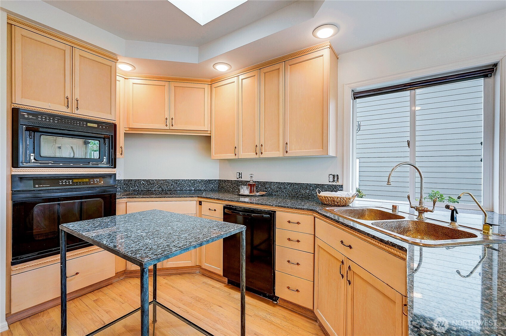 43 Sea Breeze Lane Property Photo 8