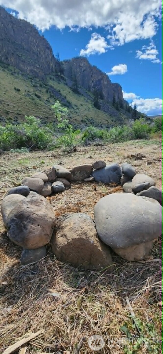 0 Xxx Lake Naches Dr Property Photo 11