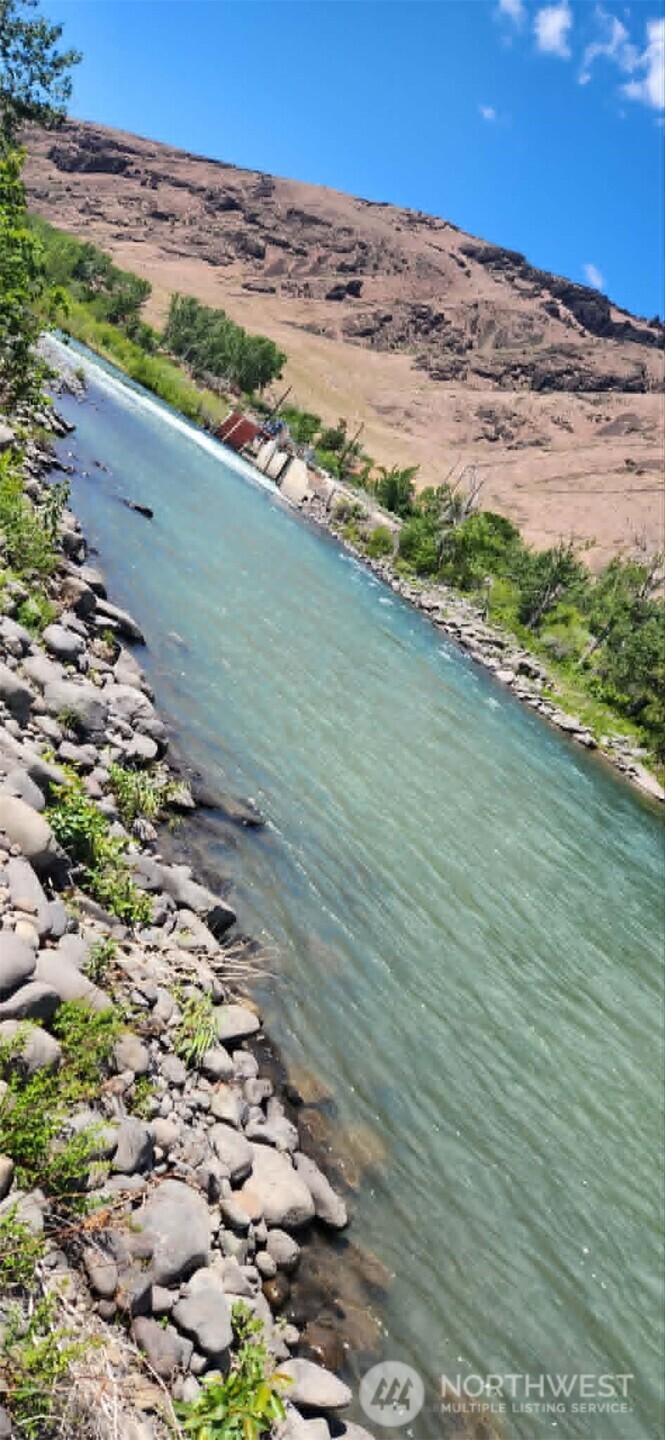 0 Xxx Lake Naches Dr Property Photo 16