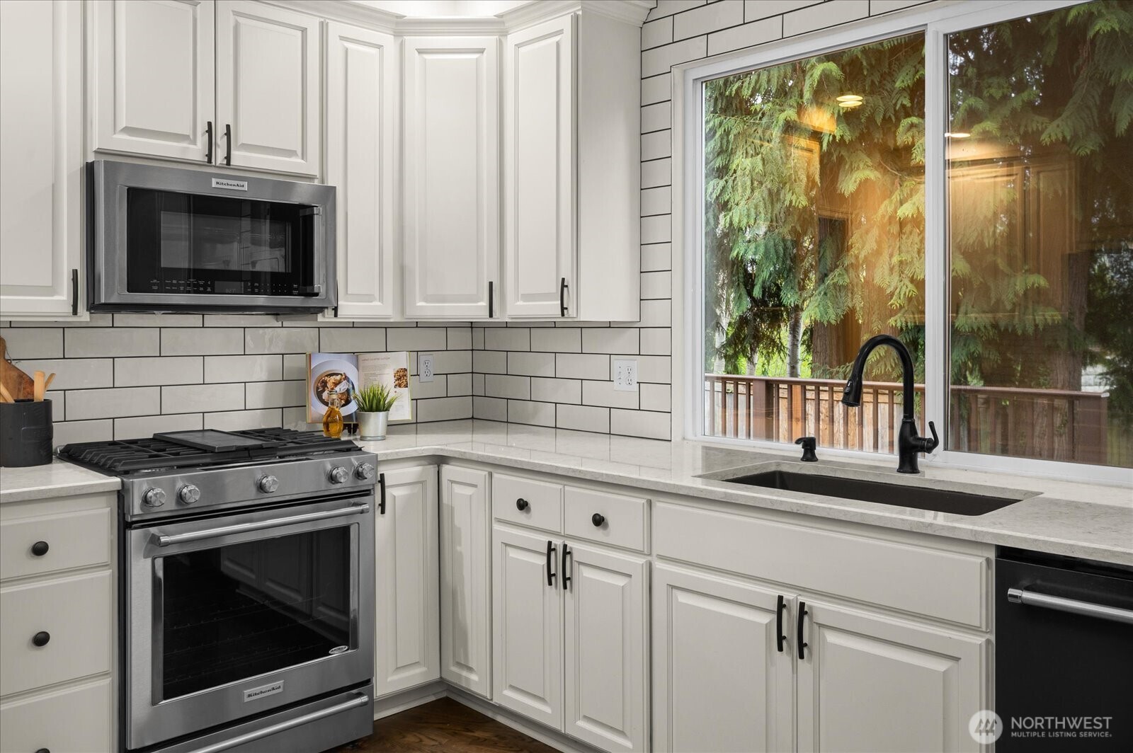 1524 166th Place Property Photo 14