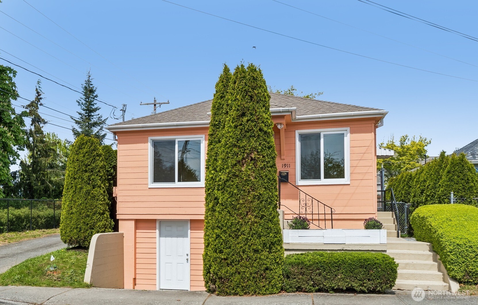 1911 13th Street Property Photo 1