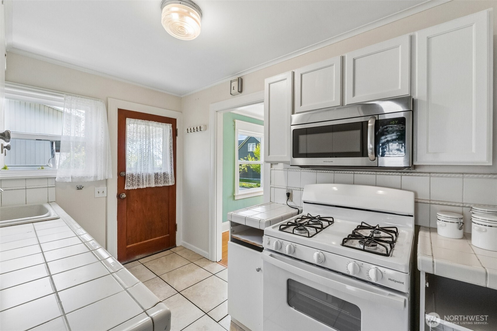 1911 13th Street Property Photo 10