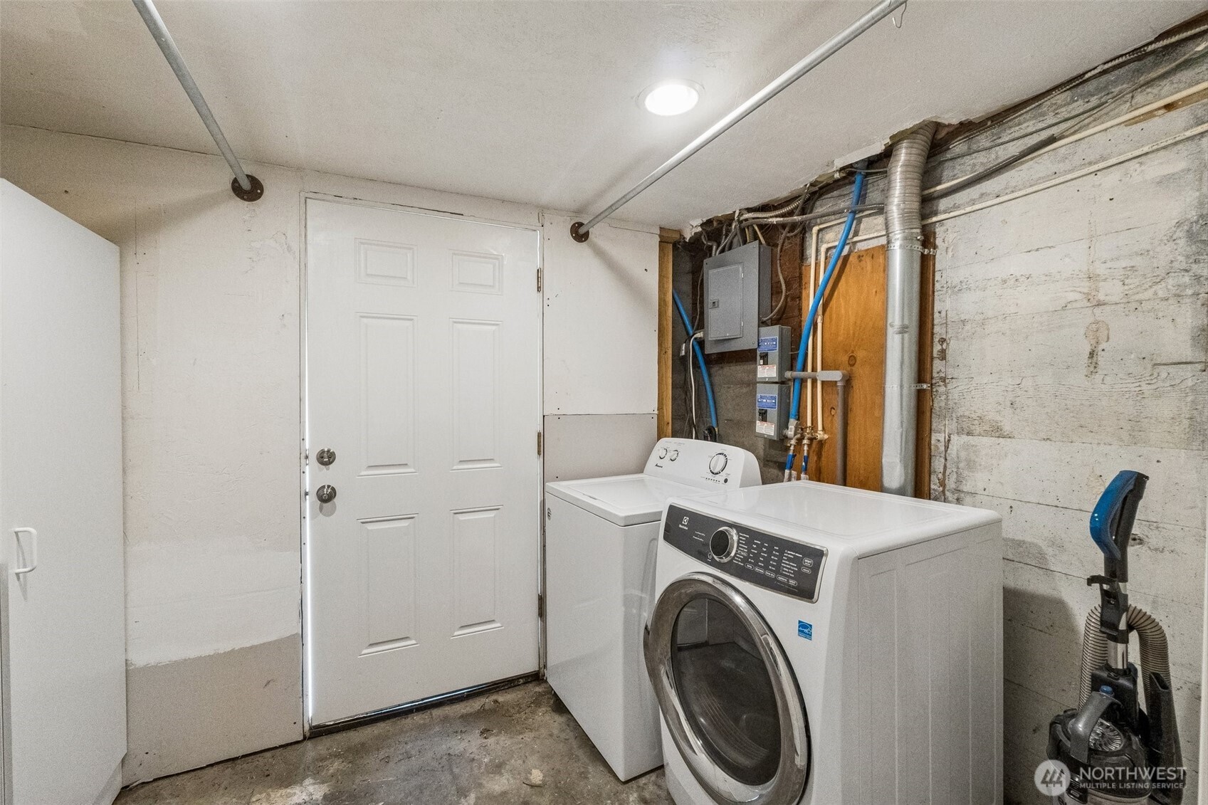 1911 13th Street Property Photo 28