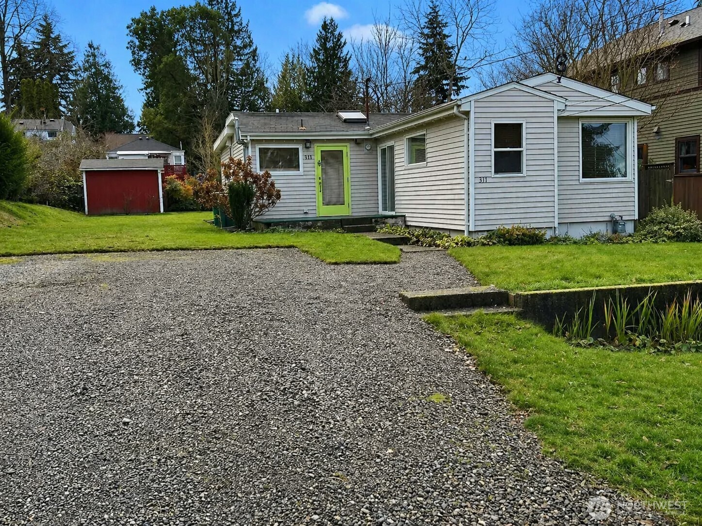 311 Ne 95th St Property Photo 1