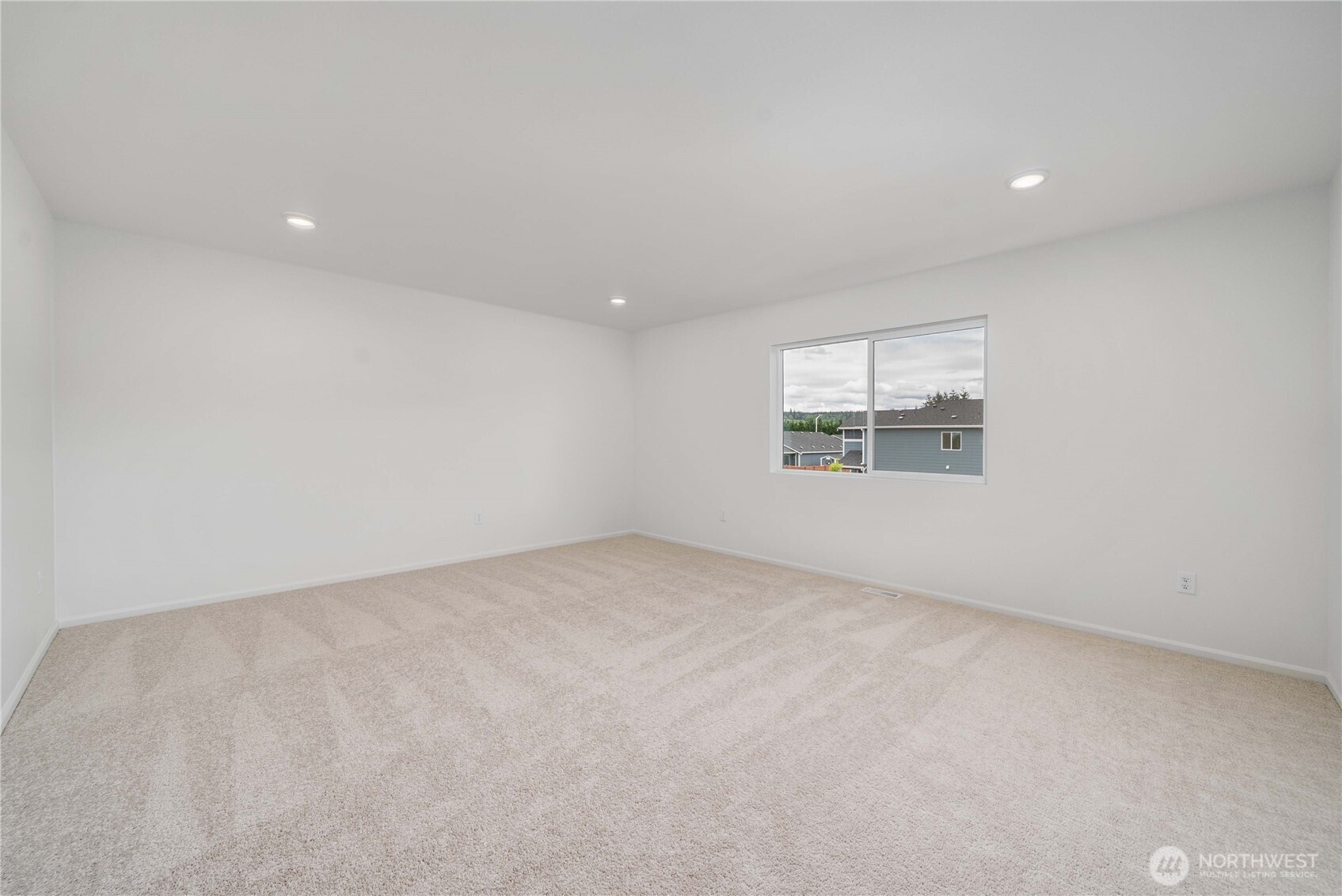 124 Pine Hollow Drive Property Photo 21